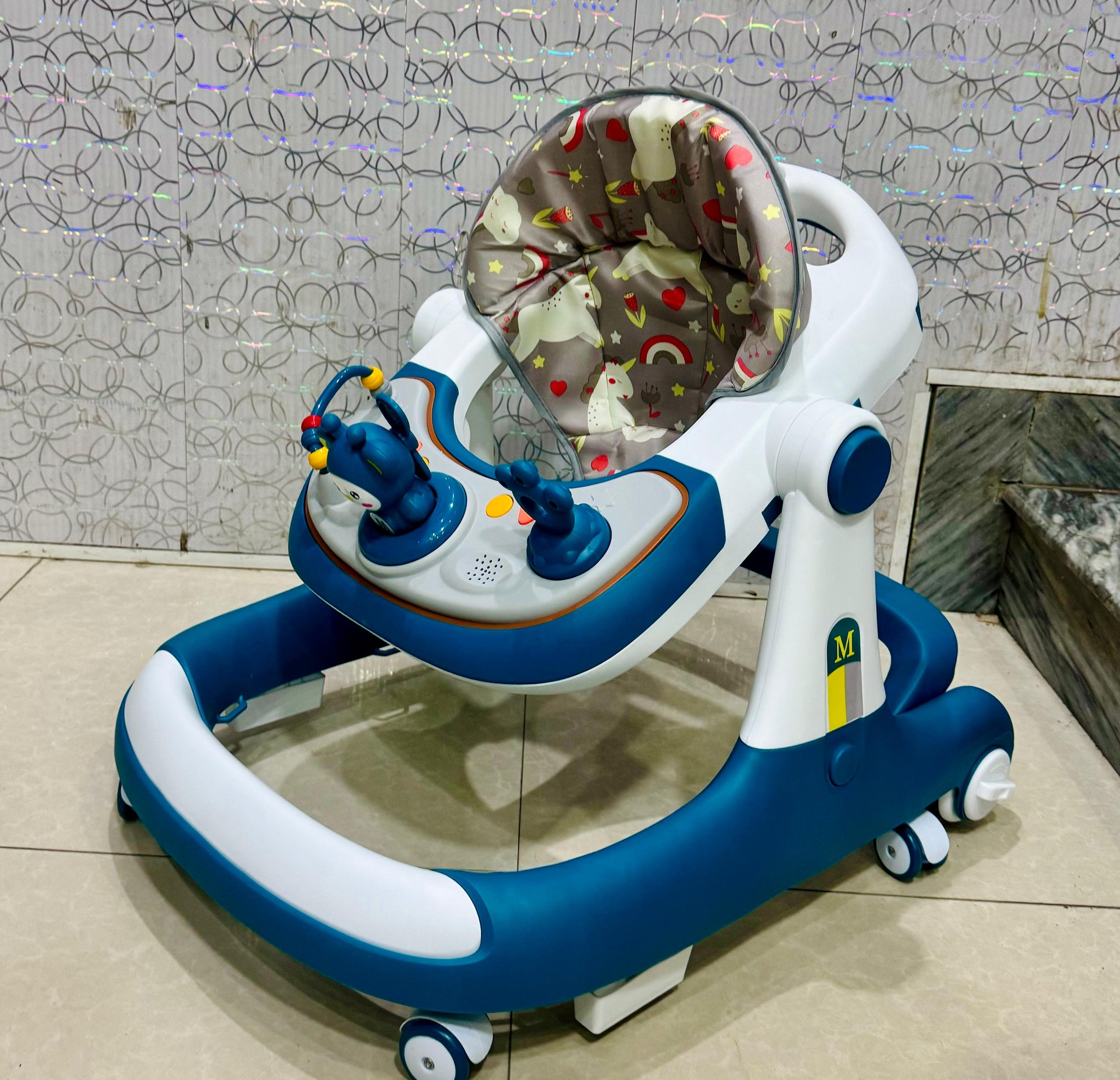 Children′s Baby Walker 1-2-3 Years Old Boy and Girl Baby Starting Balance Car Three-in-One Baby Walker