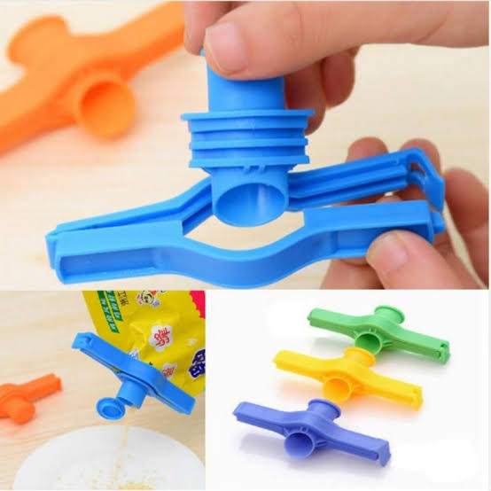 Food Bag Sealing Clip Bag Snack Sealing Moisture-Proof Fresh-keeping Clip (Random Color)