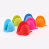 Silicone Heat Resistant Gloves Clips Insulation Non Stick Anti-slip Pot Bowel Holder Clip Cooking Baking Oven Mitts - Pair (Random Color) (Copy)